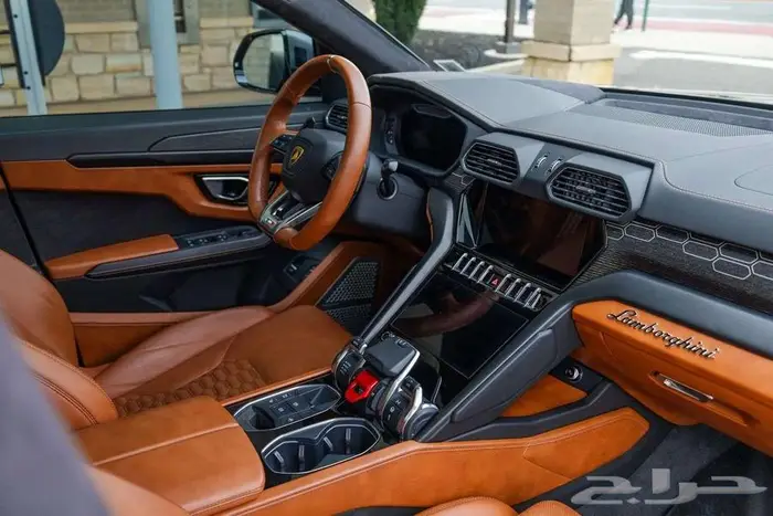 لامبورجيني اوروس 2021 45