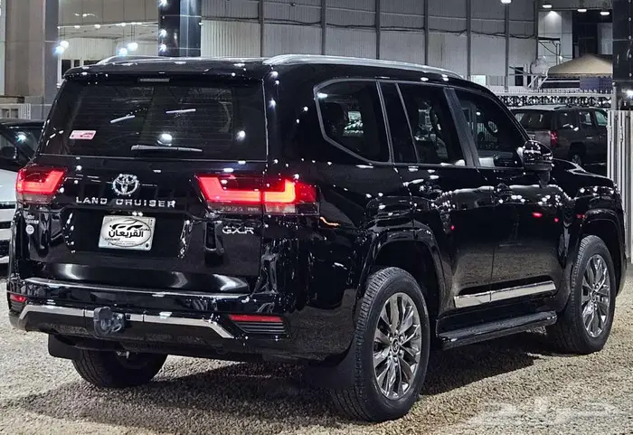 تويوتا لاندكروزر 2024..L3 17