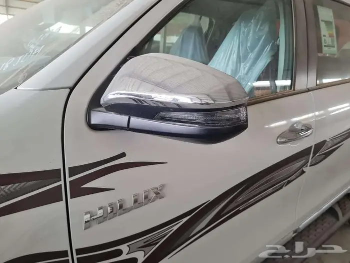 شركة العودة للسيارات اكبر موزع ل عبداللطيف جميل 12