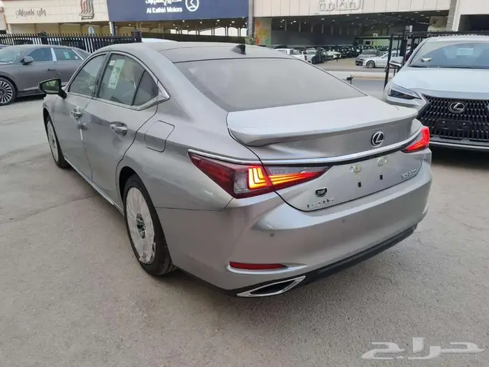 لكزس ES 350 CC موديل 2025 - سعودي 14