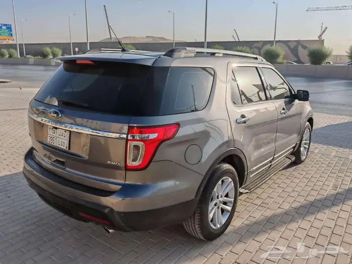فورد إكسبلورر XLT موديل 2014 7