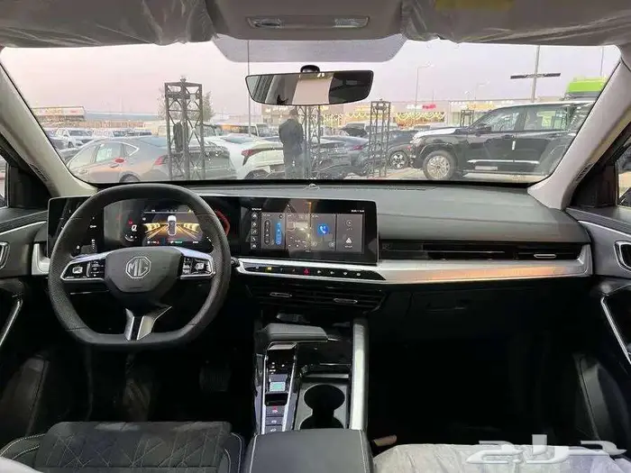 ام جي ون ستاندر 2025 7