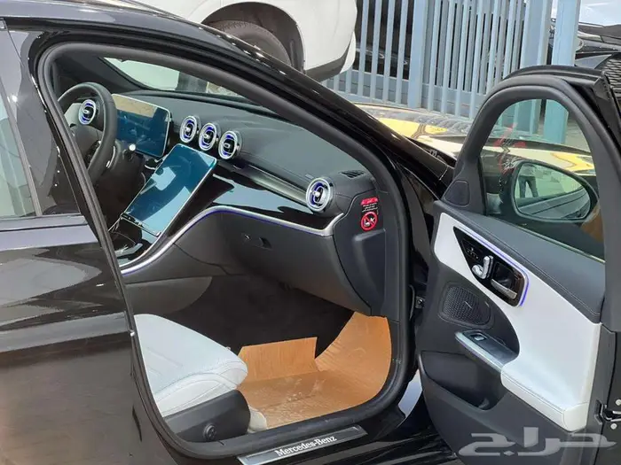 مرسيدس C200 2025 سعودي جفالي 6