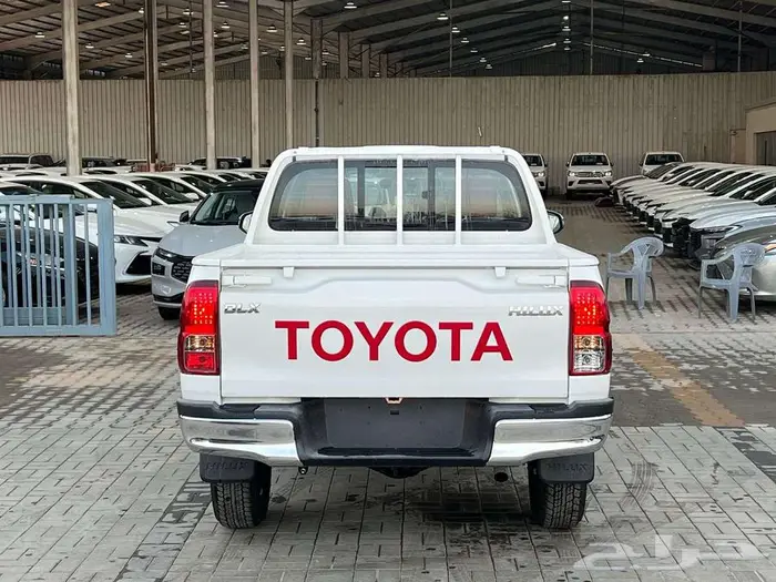 هايلوكس دبل DLX اوتوماتيك ديزل 2025 (بريمي) كاش واقساط 3