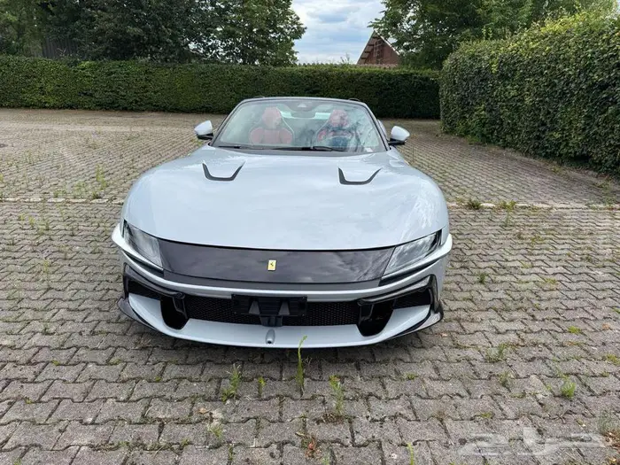 فيراري 12 سلندري Ferrari 12Cilindri 1