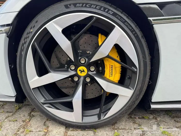 فيراري 12 سلندري Ferrari 12Cilindri 20