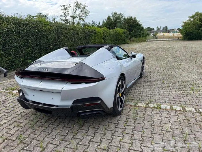 فيراري 12 سلندري Ferrari 12Cilindri 22