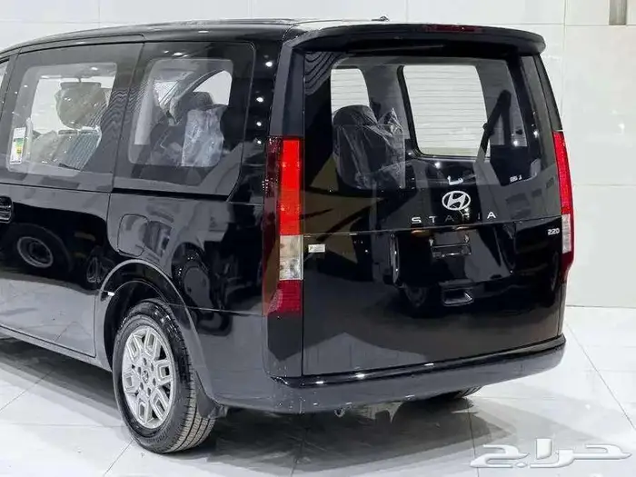 هيونداي ستاريا 9 و11 راكب-اقل سعر كاش وتمويل-هدية 15