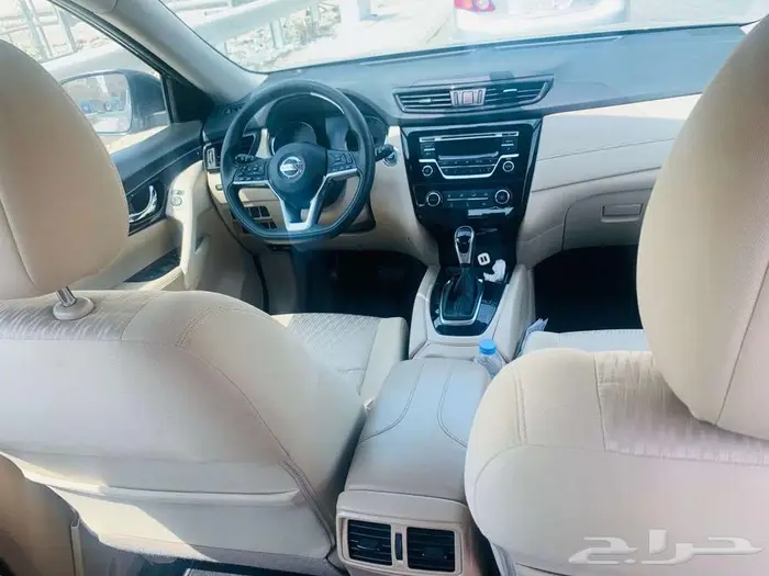 Nissan X TRAIL 4X4 2020 Half option 2