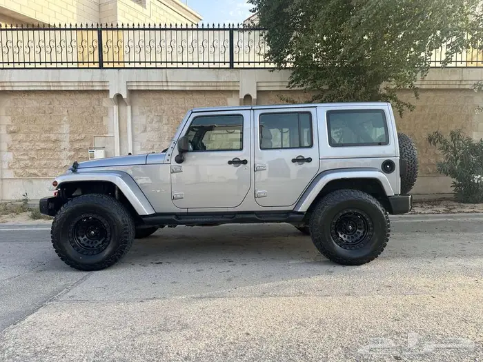 جيب رانجلر صحارى 1