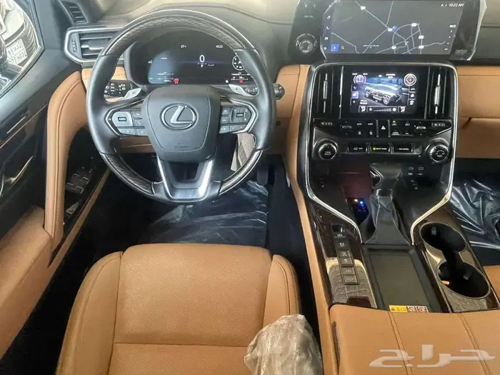 لكزس LX600 موديل20225 خليجي BB 21