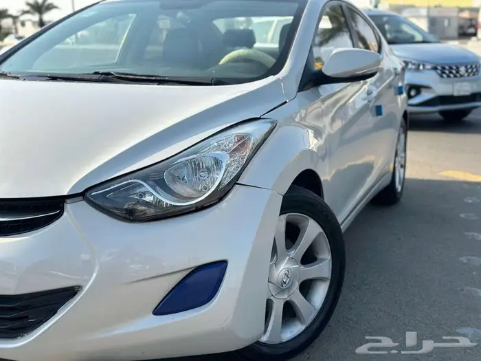 هونداي النترا 2013 فتحة سقف 1