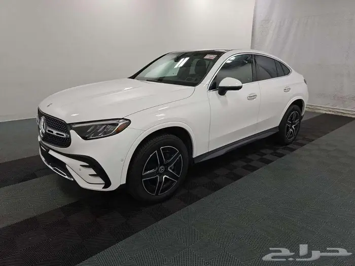 MERCEDES GLC 300 4MATIC - 2025 - 9.600KM 0