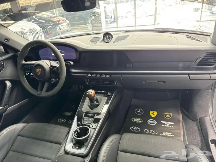 PORSCHE 911 CARRERA T - 2025 - 13.000KM 8