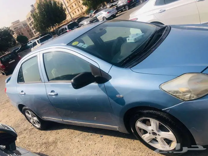 تويوتا يارس 2010 1