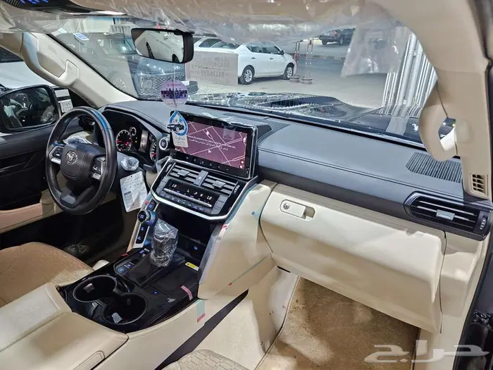 تويوتا لاندكروزر 2024..L3 47