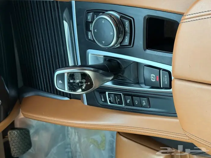 بي ام دبليو x6 2016 مخزن ممشى قليل 34