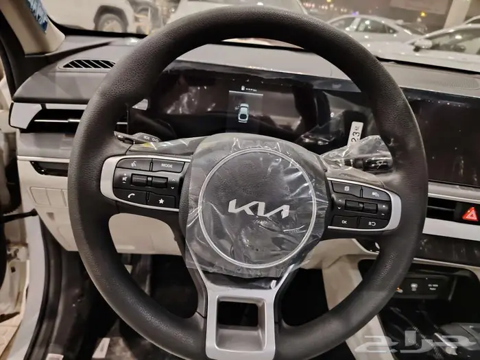 كيا K5 ستاندر مطور بصمة بانوراما لون ابيض2025 سعودي 6