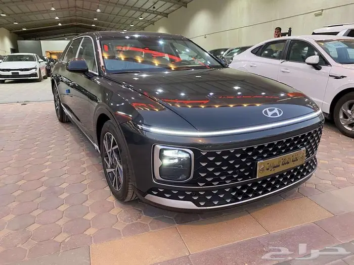 هيواندي ازيرا 2026 خليجي كلاسيك 6 سلندر (اصفار) 2