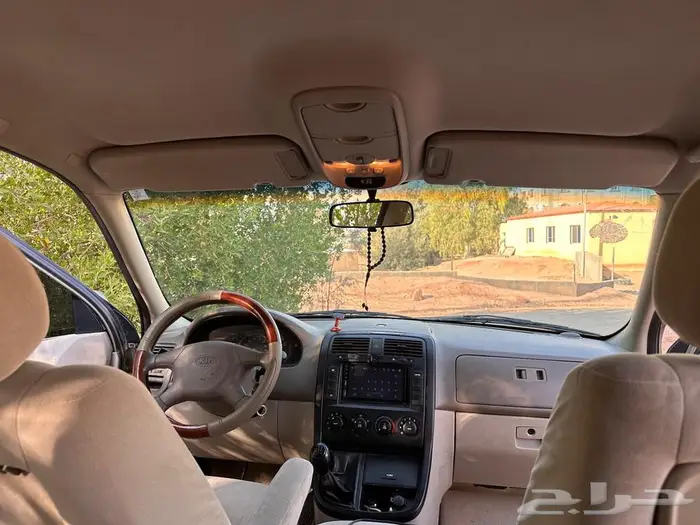 كيا كرنفال 2005 4