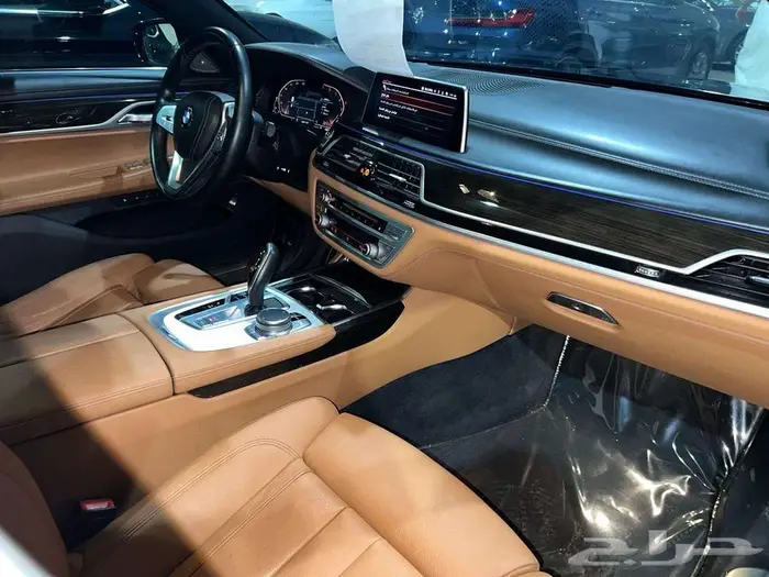 بي إم دبليو 730Li موديل 2020 بدى وكالة شاشات عداد 36الف 13