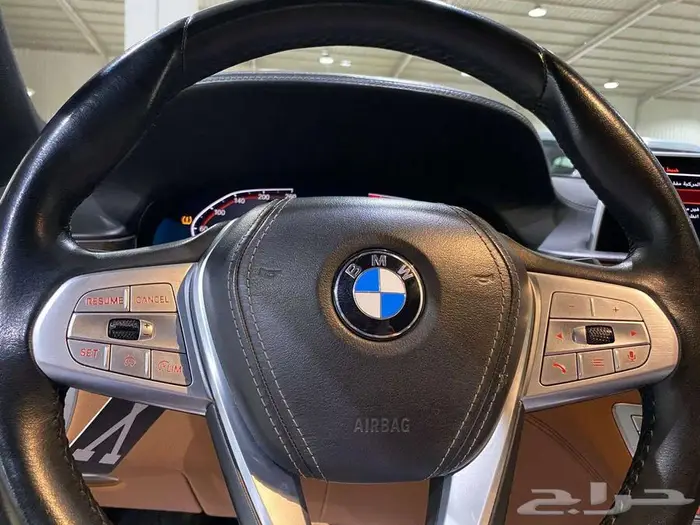 BMW 730i 2022 Naghi فل كامل 10