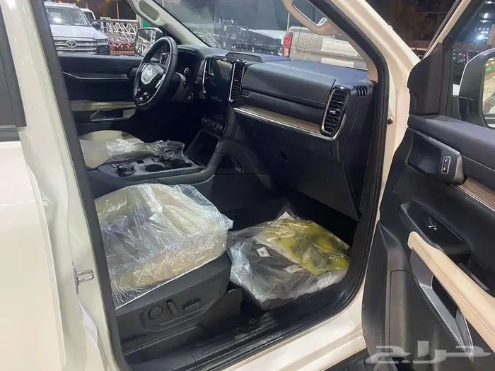 فورد ايفرست XLT نص فل موديل 2025 سعودي كاش وتمويل 6