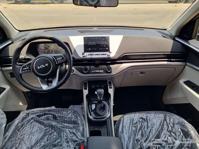 كيا كارينز مطور 2025 نقدي و تاجير منتهي بالتمليك 3