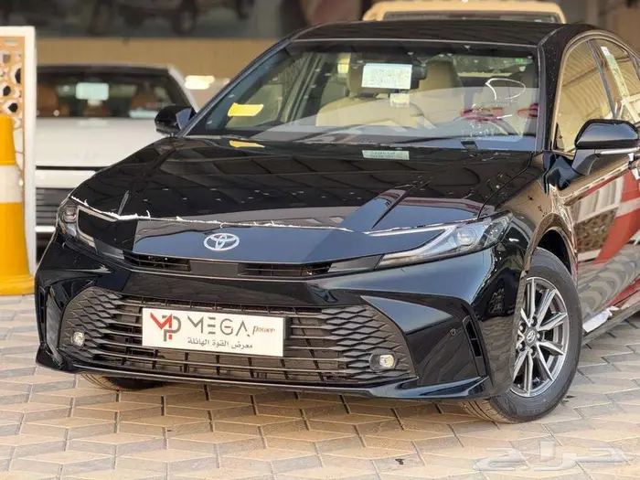 تويوتا كامري E بنزين استاندر 2025 سيارتك الشبابية بقسط ميسر 2
