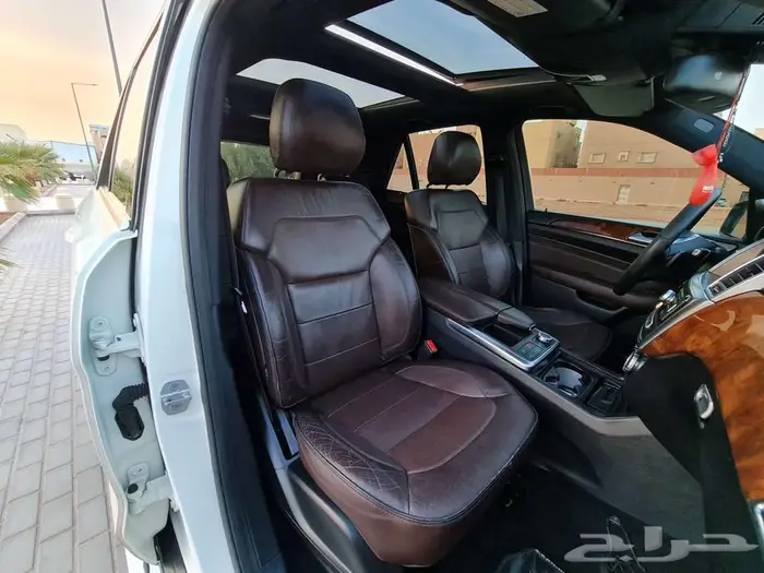 مرسيدس ام ال 350 بحاله ممتازة 26