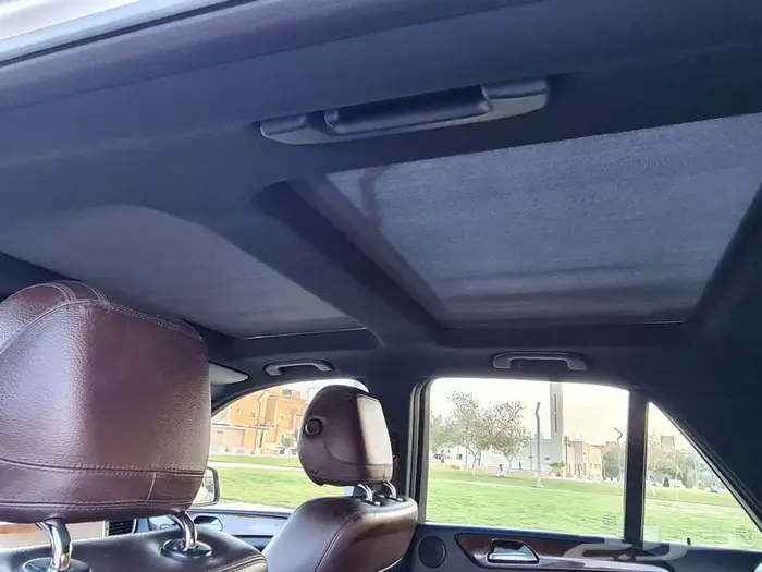 مرسيدس ام ال 350 بحاله ممتازة 30