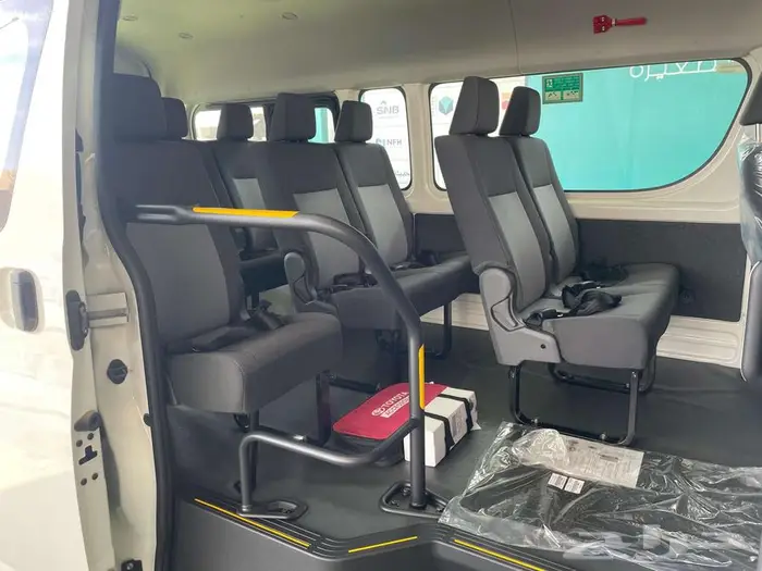 تويوتا هايس 13 راكب ديزل قير عادى 2026 كاش - تقسيط 3