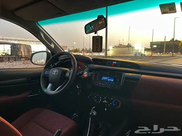 هايلكس 2019 نضيفة جدا 12