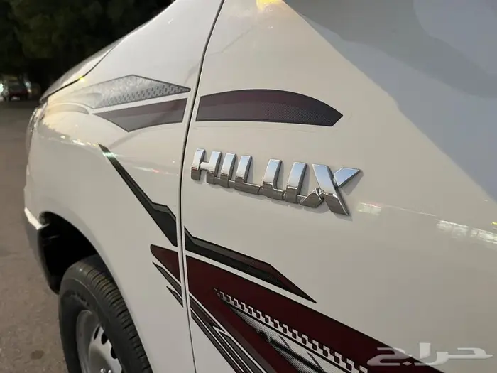 هايلكس 2019 نضيفة جدا 11