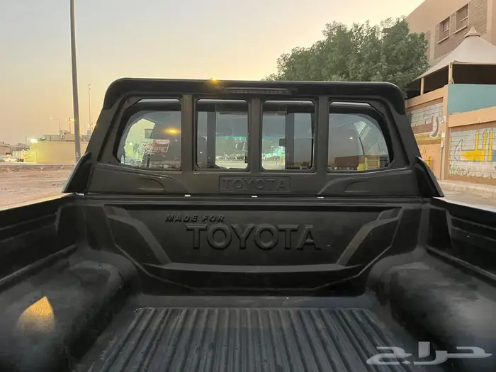 هايلكس 2019 نضيفة جدا 36