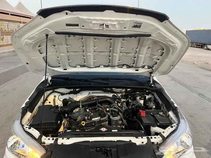 هايلكس 2019 نضيفة جدا 28