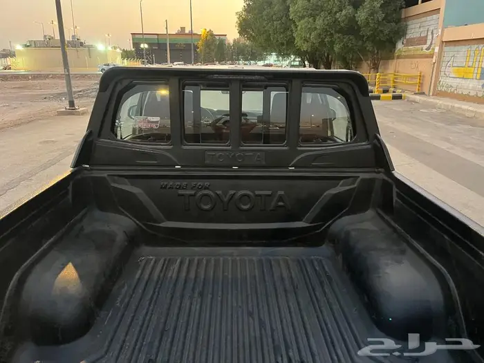 هايلكس 2019 نضيفة جدا 37