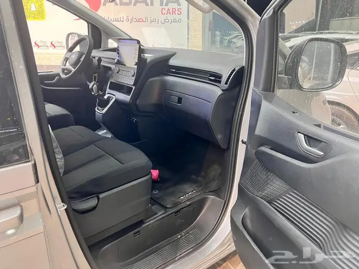 هيونداي ستاريا ركاب ديزل جير اتوماتيك2025 14