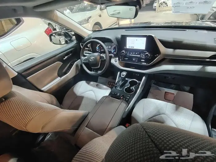 هايلاندر GLE هايبرد مستعملة موديل 2024 حبه فقط 18