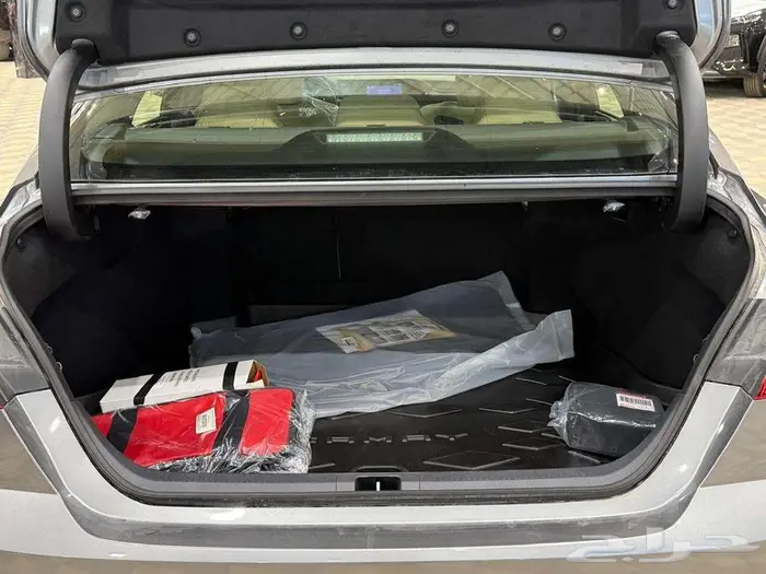 تويوتا كامري E بلس 2025 أداء مميز بقسط ميسر 9