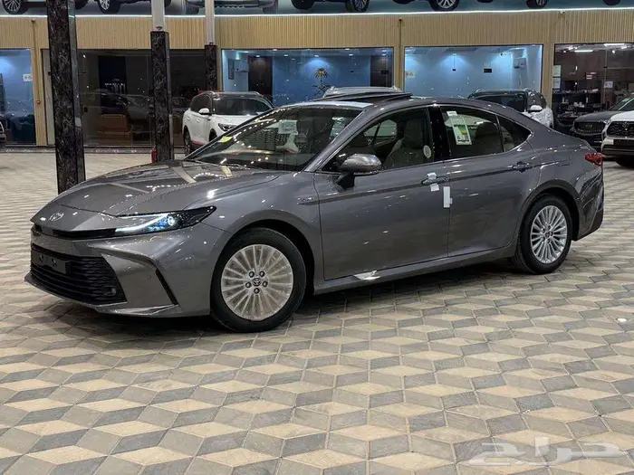 تويوتا كامري E بلس 2025 أداء مميز بقسط ميسر 4