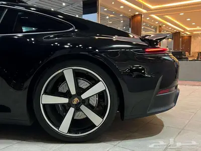 بورش كاريرا 2025 index