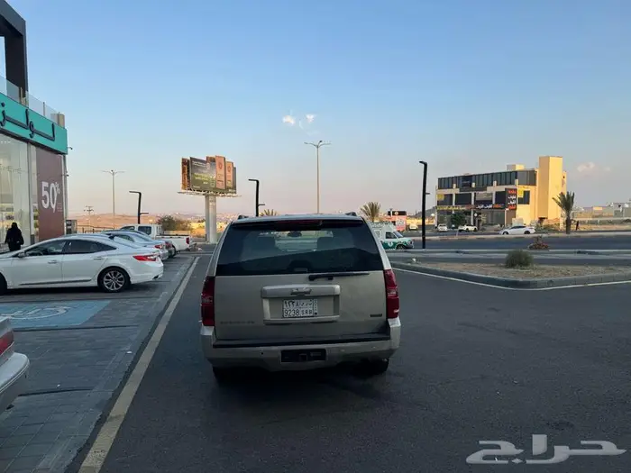 سوبربان شفروليت 2010 نظيف جدا  للبيع 5