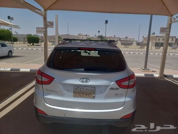 توسان ديزل 2015 للبيع أو بدل بهايلوكس غمارتين 2015 او أعلى 3