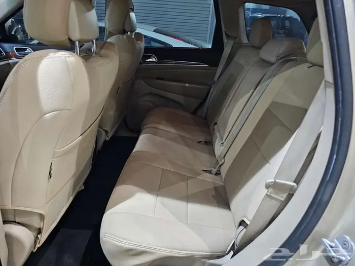 قراند شيروكي ليمتد 2011 4