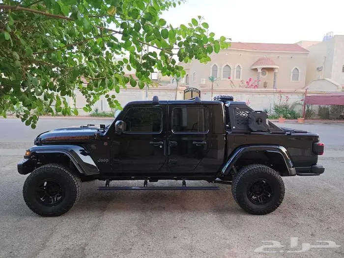 جلاديتور Launch Edition مجهز تحت الضمان 0