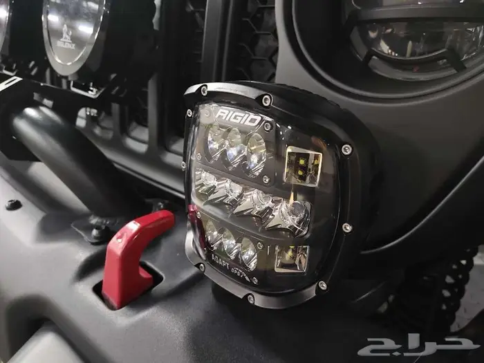 جلاديتور Launch Edition مجهز تحت الضمان 6