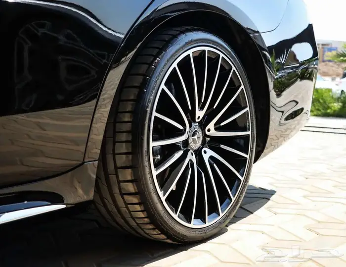 مرسيدس S580 AMG موديل 2022 عداد 65 الف كم 20