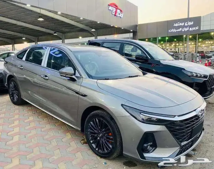 شيري اريزو 8 كمفورت و لاكجيري موديل 2025 2