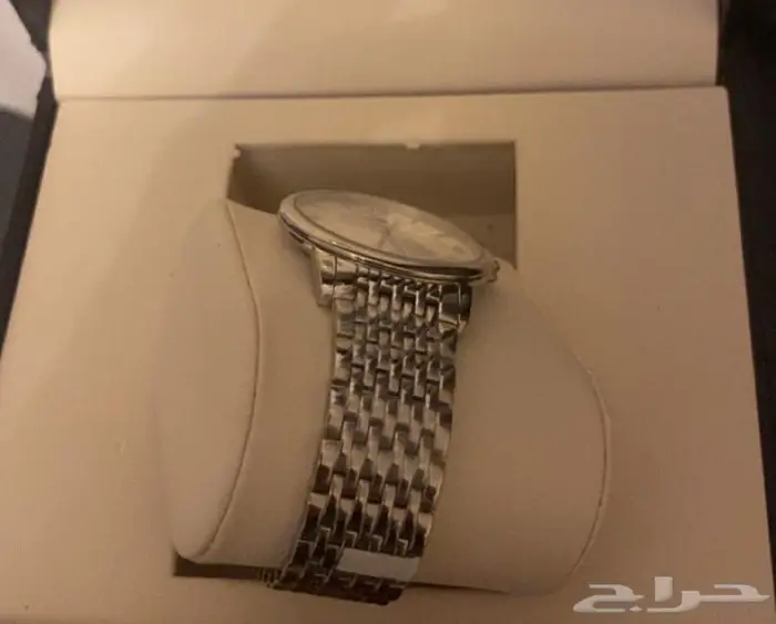 ساعه يد رجالي لم يستخدم بقيمة 400 0